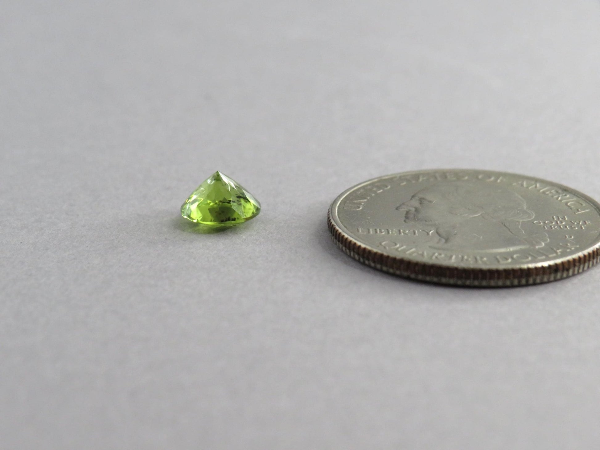 Arizona Peridot 7mm Round | Natural Stone with Mineral Inclusions | USA | PE215 - Gem Enthusiast