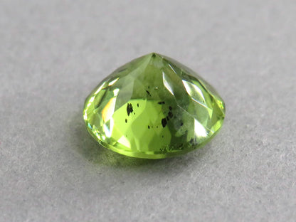 Arizona Peridot 7mm Round | Natural Stone with Mineral Inclusions | USA | PE215 - Gem Enthusiast