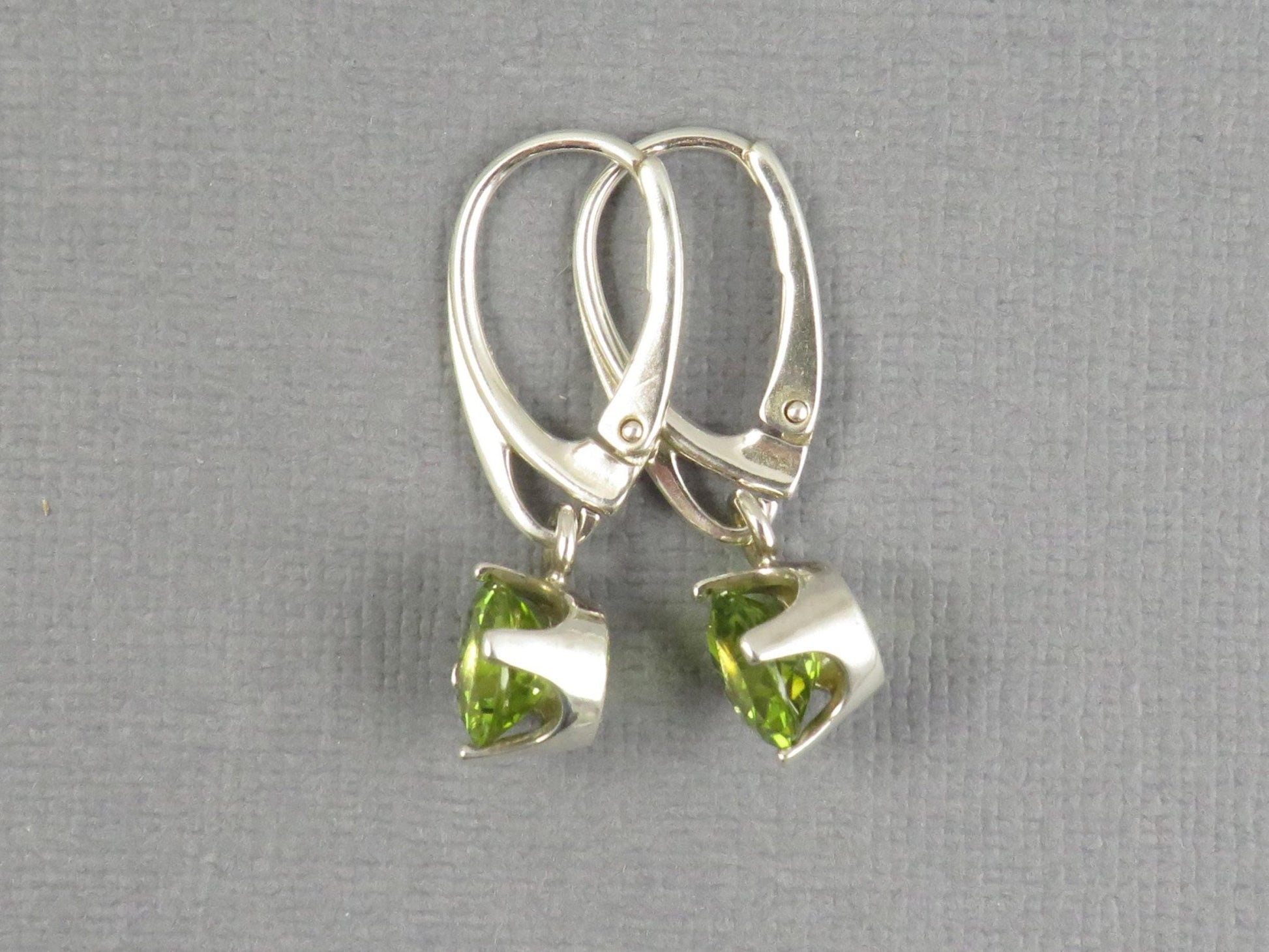 Arizona Peridot Drop Earrings in Sterling Silver | EAR106 - Gem Enthusiast