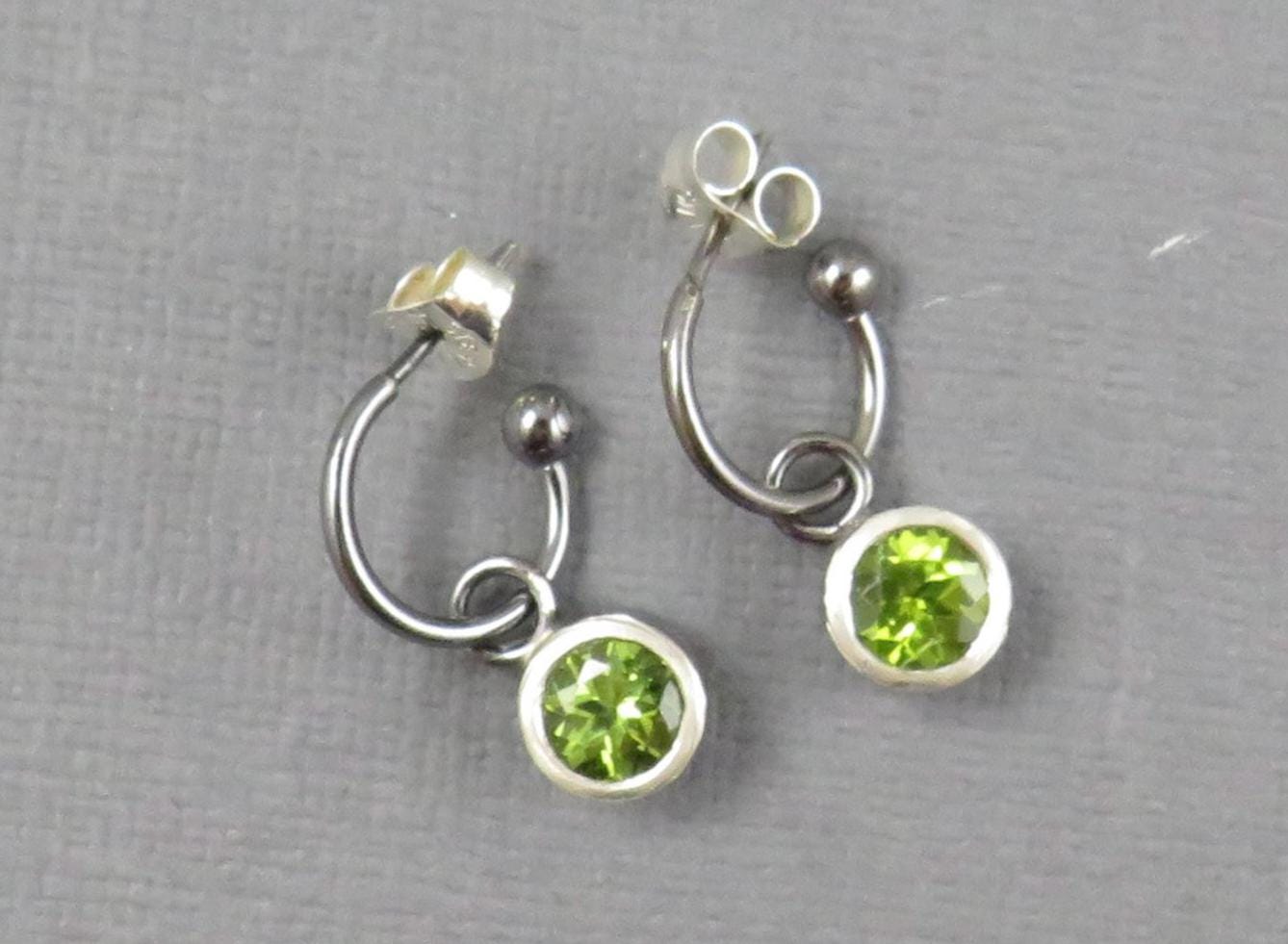 Arizona Peridot Hoop Earrings | Sterling Silver with Patina | Peridot | ER146 - Gem Enthusiast