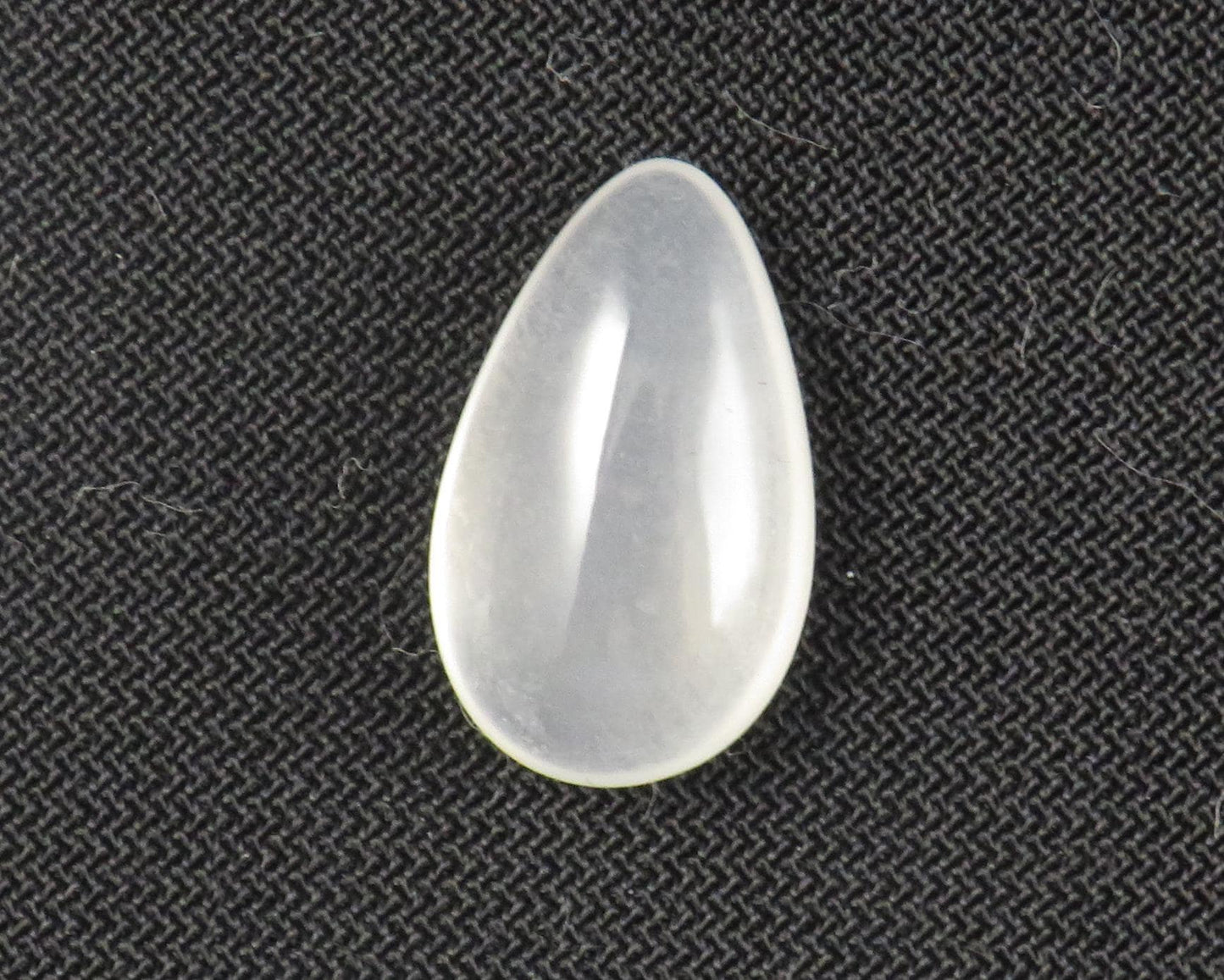 Chalcedony Cabochon Pear |12.4x7.7mm, 2.81ct | Kohama Japan | CA352 - Gem Enthusiast