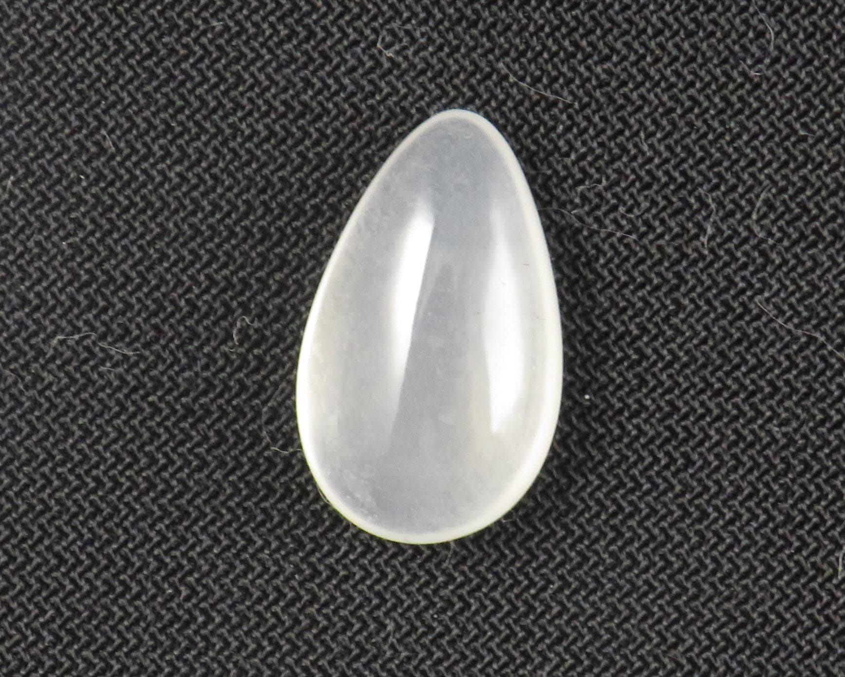 Chalcedony Cabochon Pear |12.4x7.7mm, 2.81ct | Kohama Japan | CA352 - Gem Enthusiast