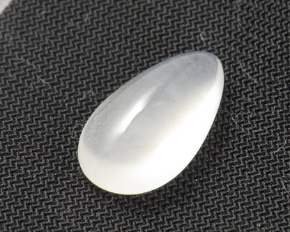 Chalcedony Cabochon Pear |12.4x7.7mm, 2.81ct | Kohama Japan | CA352 - Gem Enthusiast
