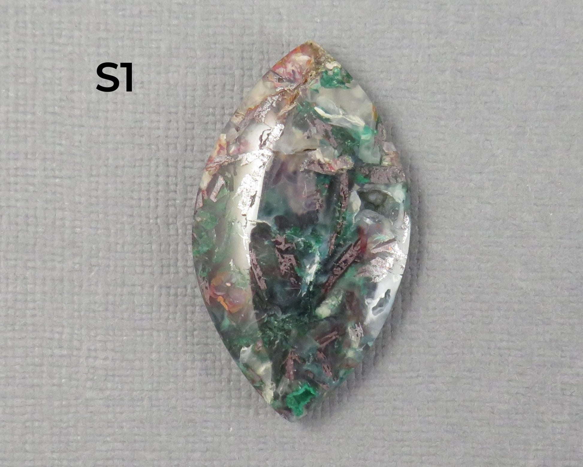 Confetti Chalcedony Cabochon Freeform | 28–35mm, avg 31.09ct | Per Stone | Indonesia | CF106 - Gem Enthusiast