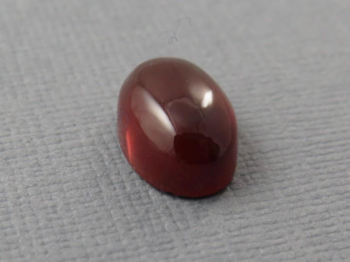 Deep Red Oregon Sunstone | 12x8 Oval Cabochon | 4.6 carats | Natural American Gemstone | OSC339 - Gem Enthusiast