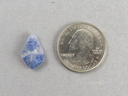 Dumortierite in Quartz | Druzy Crystal | Rough Top Triangle | 17x11mm, 5.5ct | QU557 - Gem Enthusiast