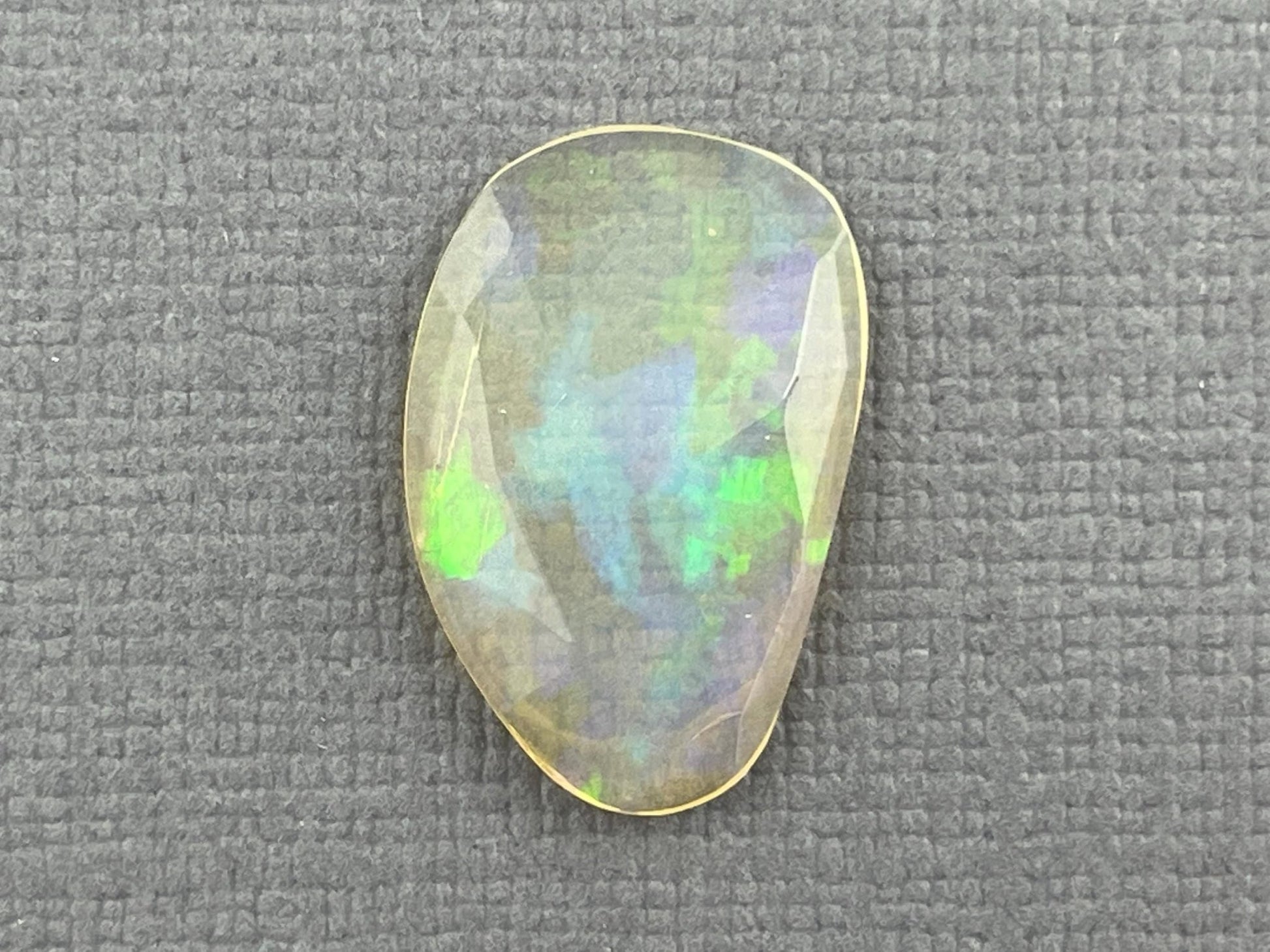 Ethiopian Opal with Fire | 2.55 carats | 17x11 mm | Rose Cut Gemstone | OP469 - Opal - Gem Enthusiast