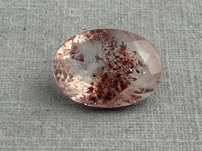 Fire Quartz with Hematite Flakes | 11x8mm | Oval Faceted Gemstone | QU533 - Gem Enthusiast