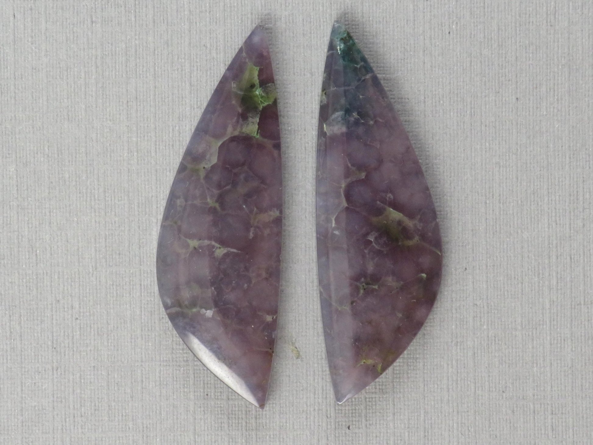 Grape Agate Cabochon Freeform | 35x11.5mm, 21.3ct | Per Pair | Indonesia | AG380 - Gem Enthusiast