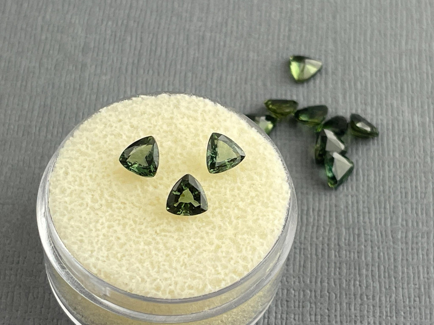 Green Sapphire Trillion Faceted Gemstone | 4.5 mm | Per Stone - Gem Enthusiast