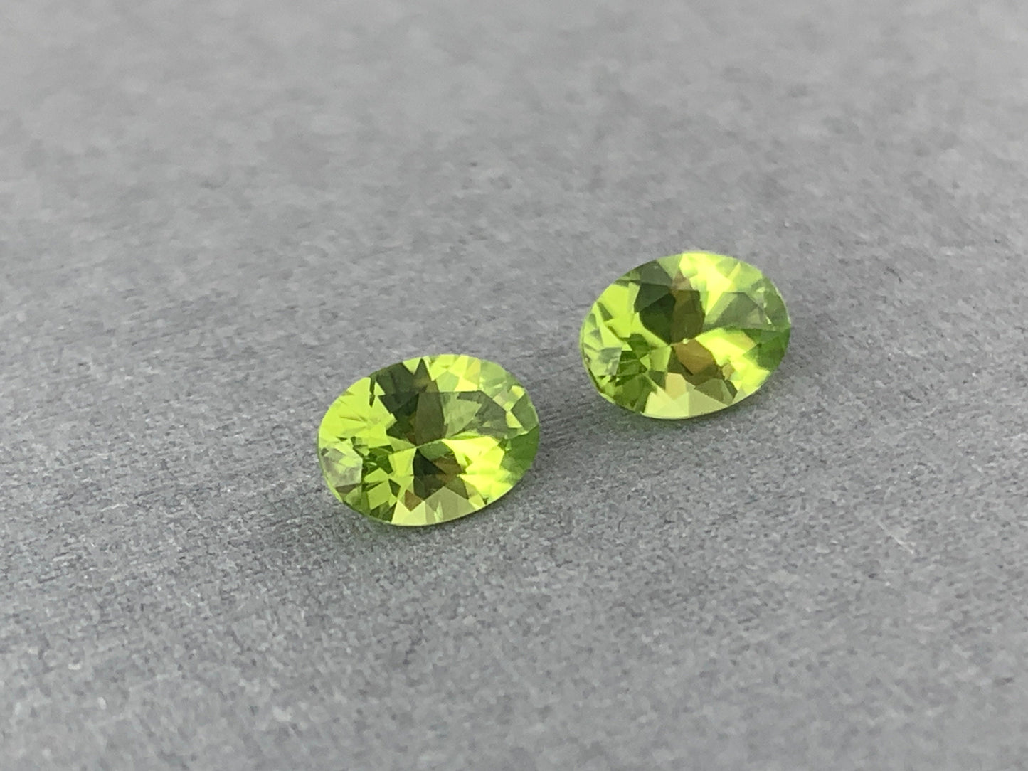 Arizona Peridot 7x5 Oval | Single or Pair | Loose Gemstone | Mined in America - Arizona Peridot - GemEnthusiast