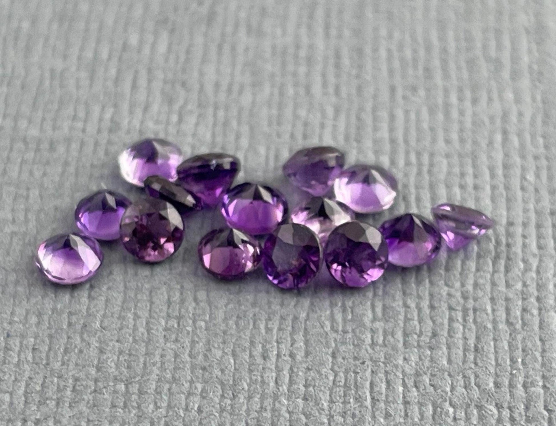 Four Peaks Arizona Amethyst | 3mm or 3.5mm Round Loose Gemstone | Ethically Sourced - Arizona Amethyst - GemEnthusiast