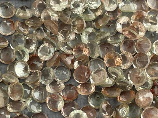 3mm Faceted Oregon Sunstones: Pale Peach/Green Round Gemstones, 5 or 10 Stone Lots - - GemEnthusiast
