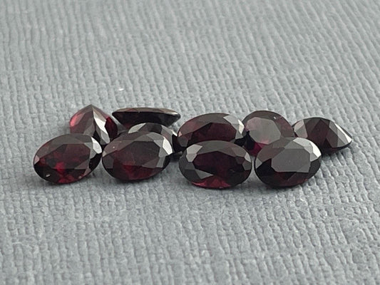 6x4 Anthill Chrome Pyrope Garnet | Loose Oval Faceted Gemstone | Arizona Mine - - GemEnthusiast