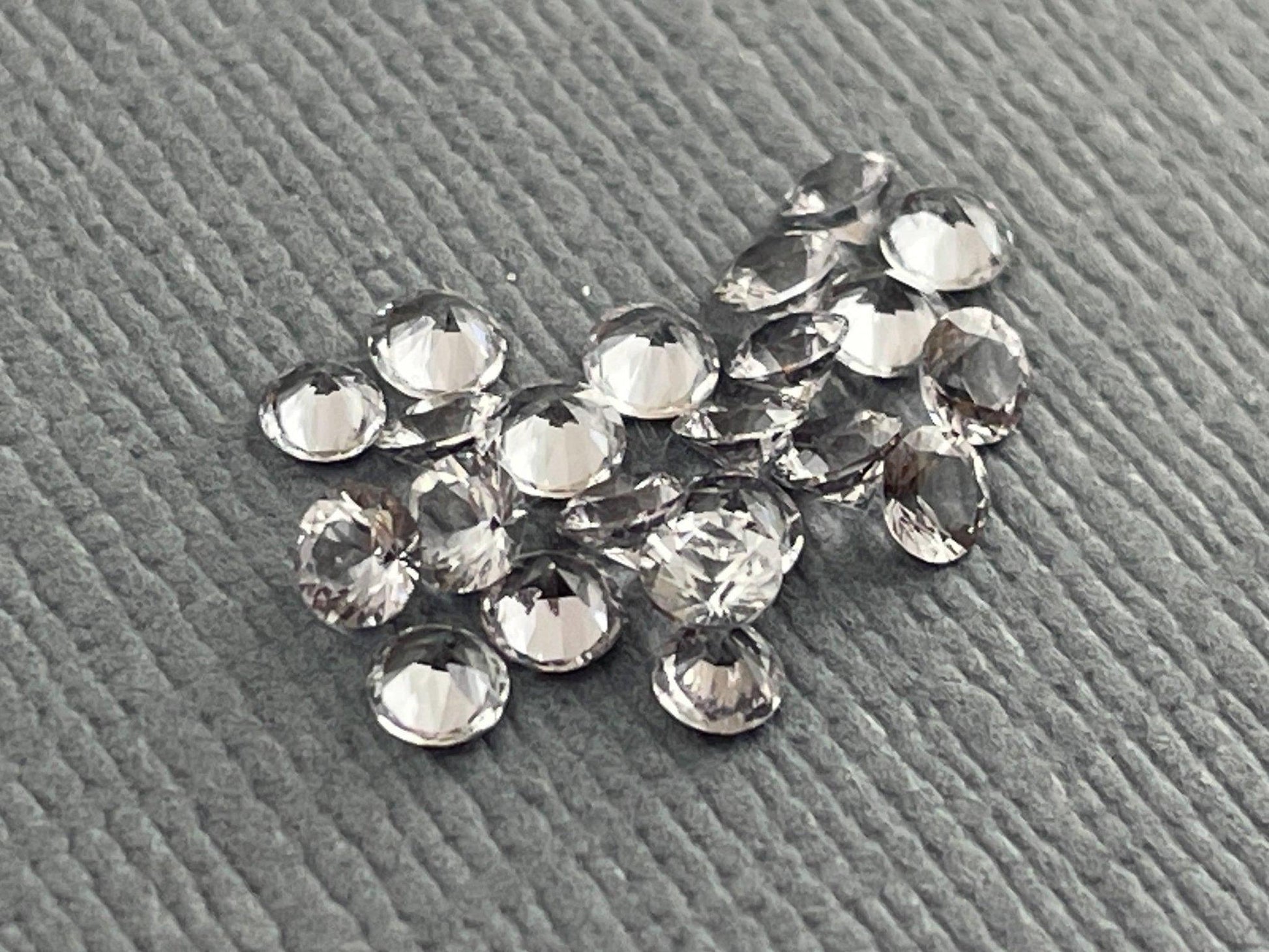 Platinum Spinel Round | 2.5mm or 3mm | Natural Mozambique Gemstone - Natural Spinel - GemEnthusiast