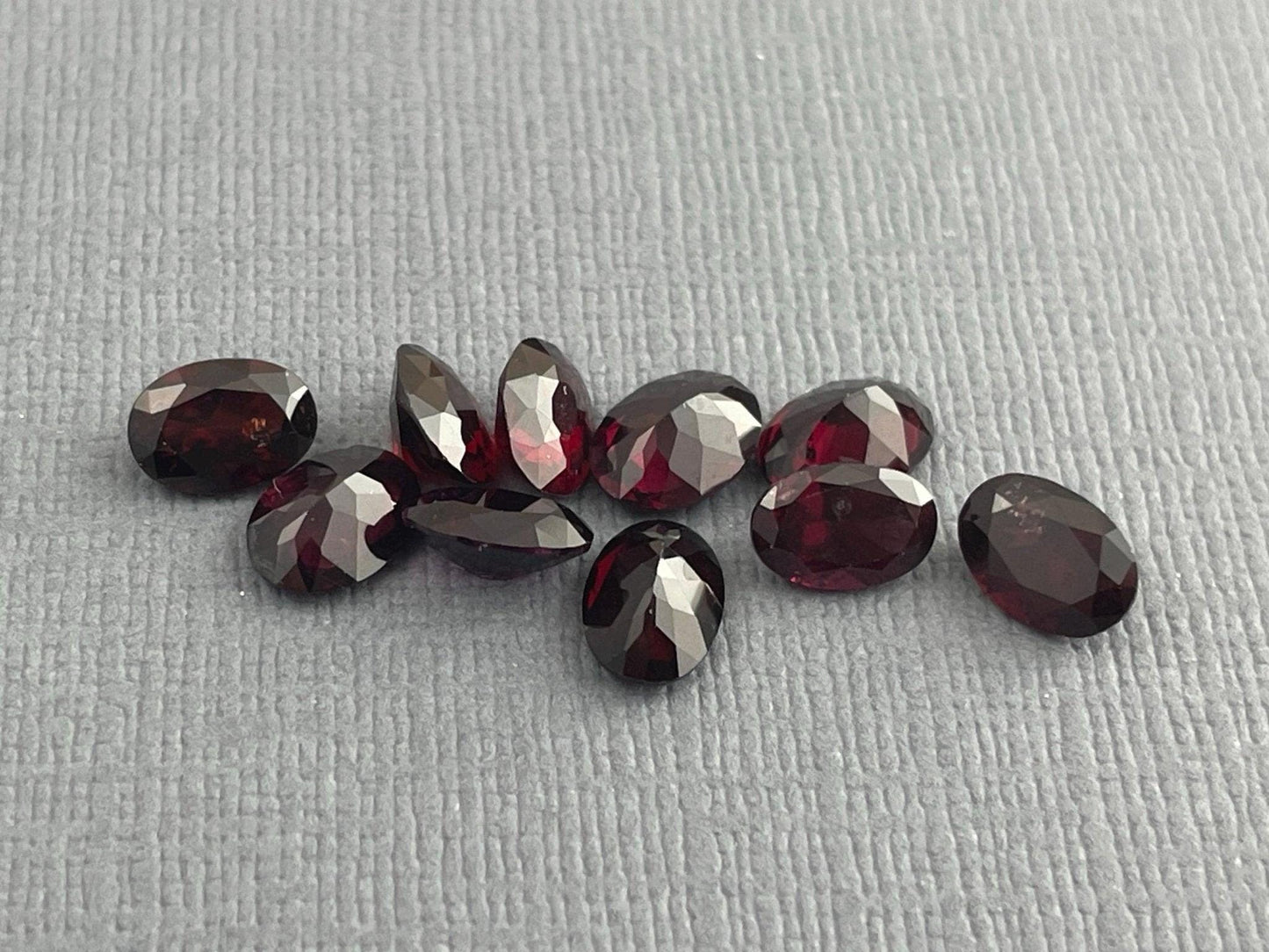 7x5 Arizona Anthill Chrome Pyrope Garnet | Loose Oval Faceted Gemstone | USA Mine - - GemEnthusiast