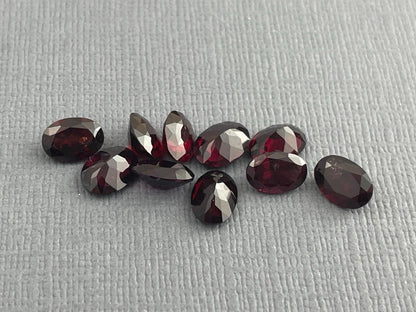 7x5 Arizona Anthill Chrome Pyrope Garnet | Loose Oval Faceted Gemstone | USA Mine - - GemEnthusiast