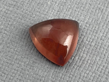 11mm Oregon Sunstone | Triangle Cabochon | Natural American Gemstone | OSC281 - - GemEnthusiast