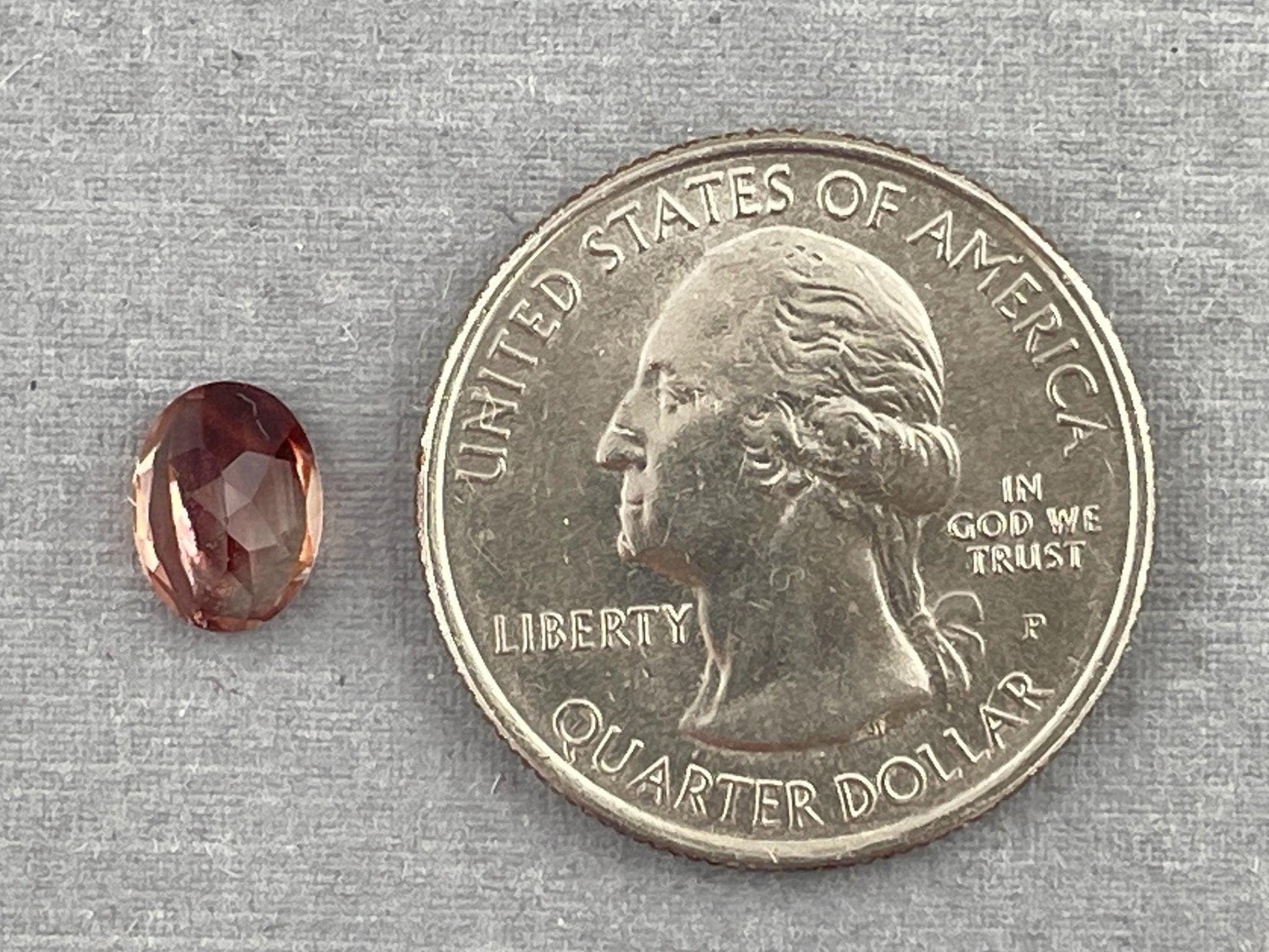 8x6 Oregon Sunstone Oval Faceted Gemstone | 1.27 carats | OSF211 - - GemEnthusiast