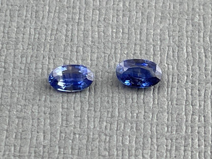 Blue Bicolor Sapphire Faceted Ovals | 5x3 mm | 4 Stones per Lot - Blue Sapphire - GemEnthusiast