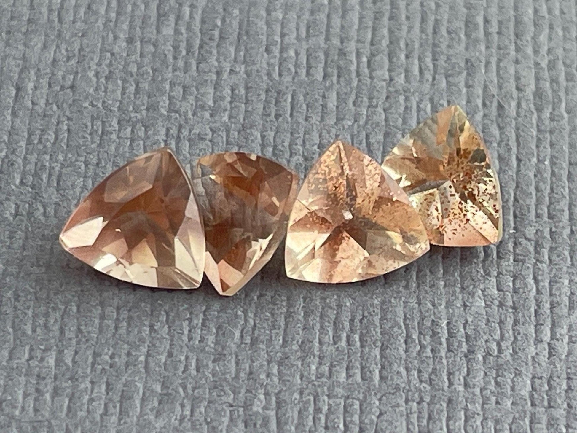 6mm Oregon Sunstone Trillion | Single Stone | Pale Peach or Green - - GemEnthusiast