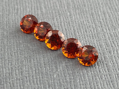 4.5mm Spessartine Garnet Round | Per Stone | Mandarin Orange | Loose Natural Gemstones - Spessartine Garnet - GemEnthusiast