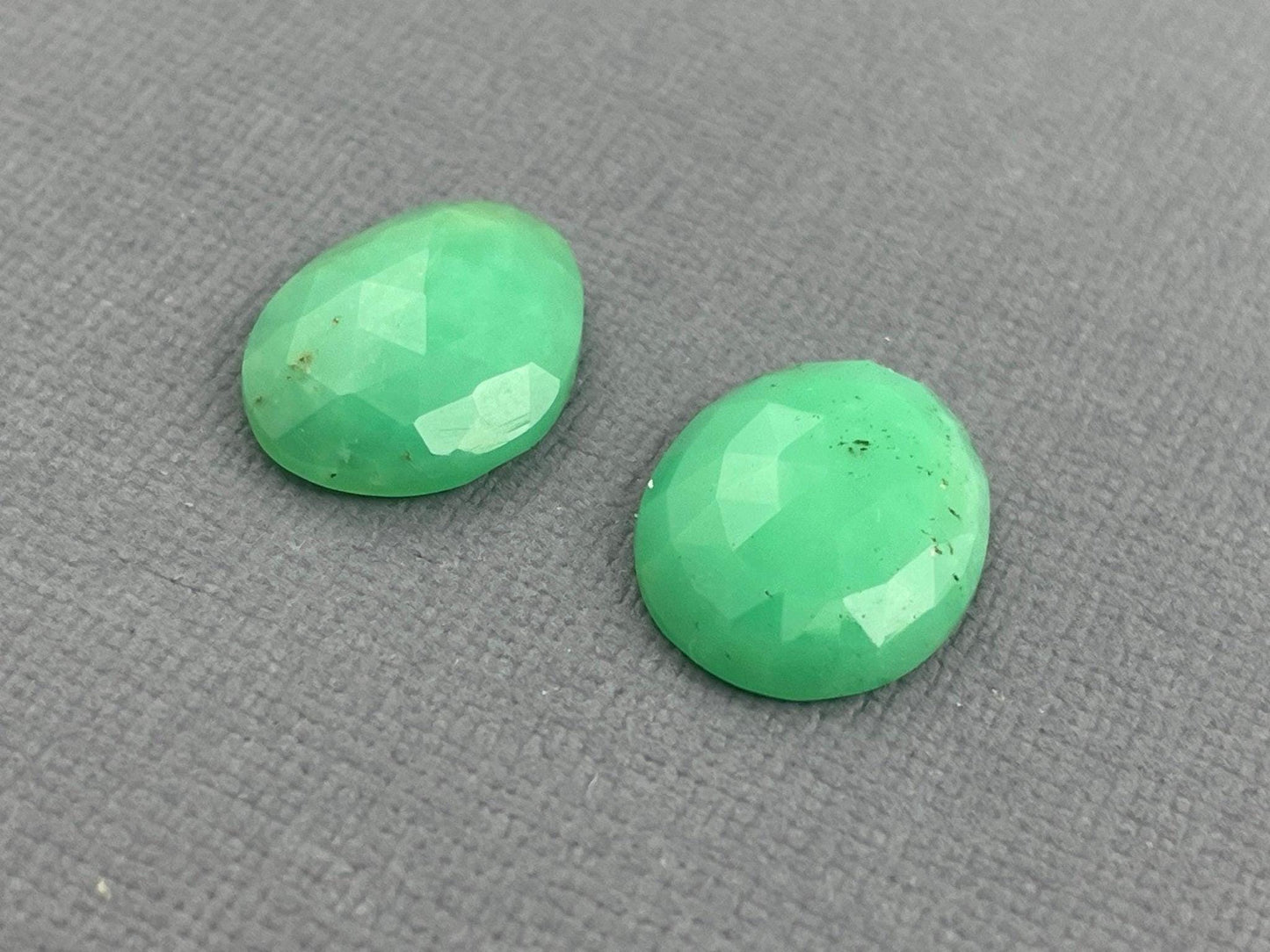 Green Chrysophrase Rose Cut Pair | Natural Loose Chalcedony Gemstones | 9 carats | CY127 - Chrysoprase - GemEnthusiast