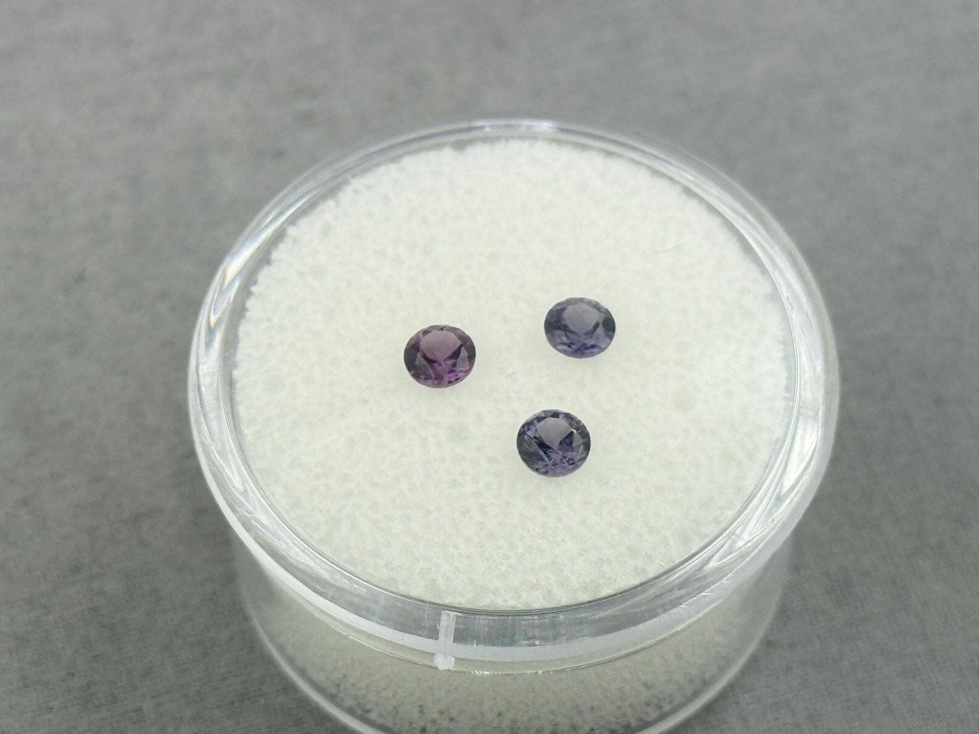 3.5 mm Purple Blue Spinel Trio Faceted Round | Natural Gemstone | SL117 - Spinel - GemEnthusiast