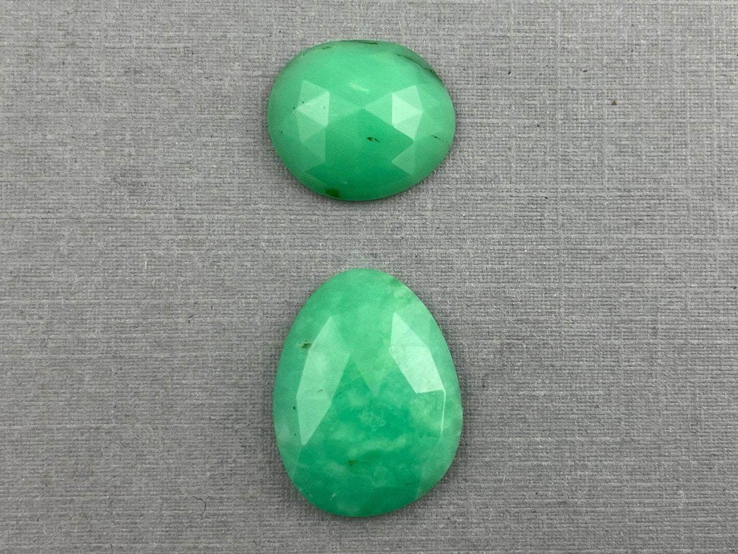 Large Mint Chrysophrase Rose Cut Lot | Natural Loose Chalcedony Gemstones | 16 carats | CY125 - Mint Chrysoprase - GemEnthusiast