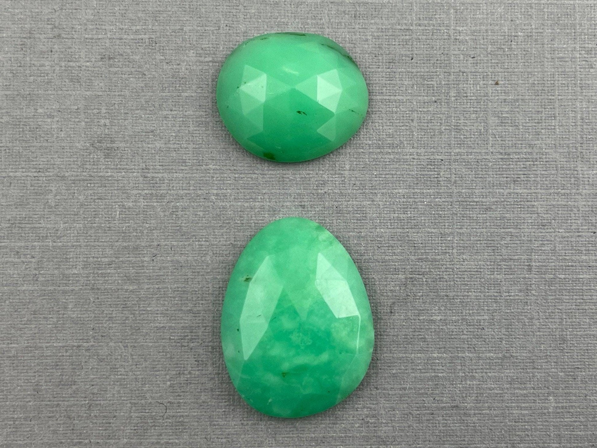 Large Mint Chrysophrase Rose Cut Lot | Natural Loose Chalcedony Gemstones | 16 carats | CY125 - Mint Chrysoprase - GemEnthusiast