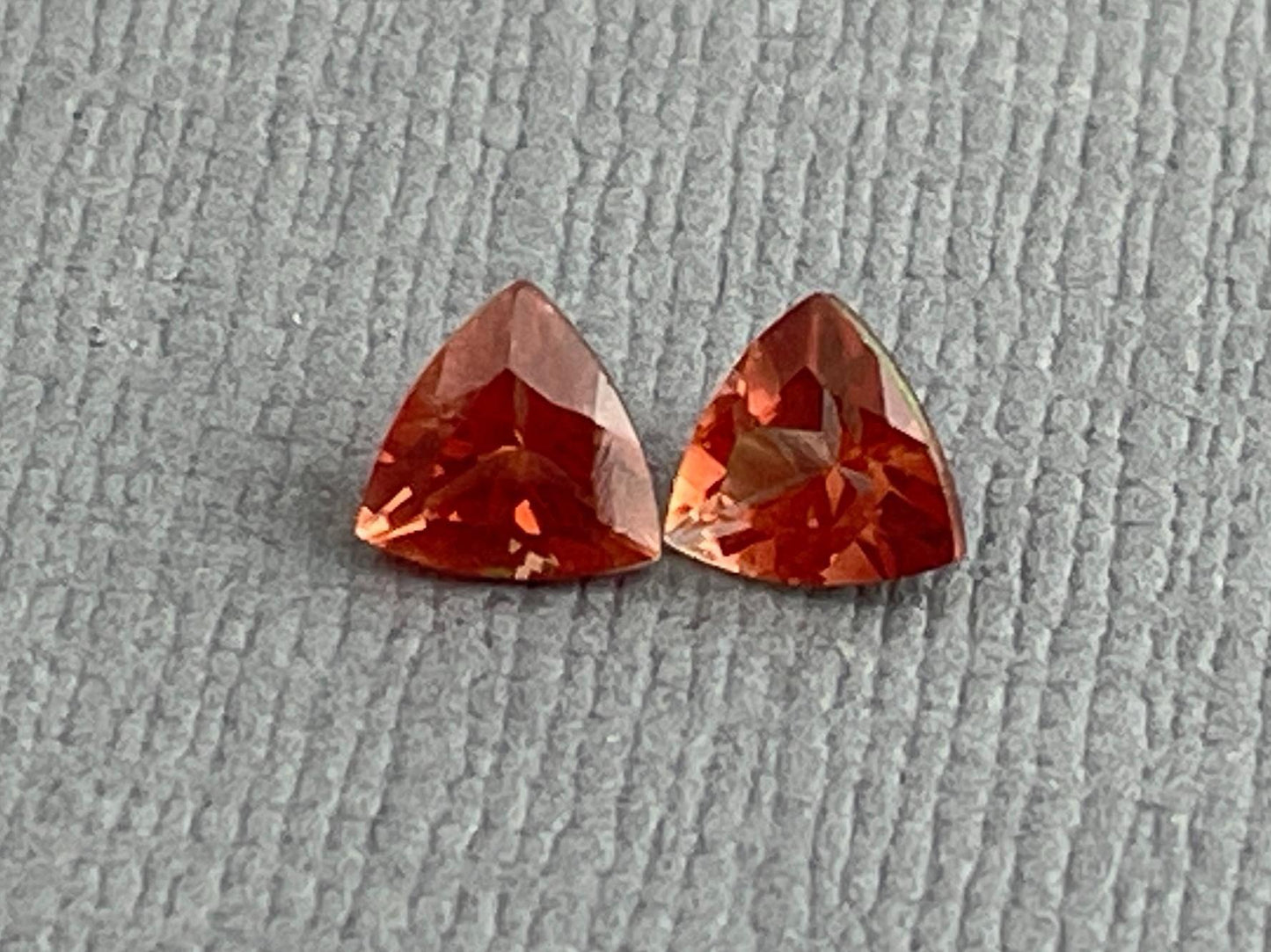 5mm Red Oregon Sunstone Trillion Gemstone Pair with Schiller | .8 carats | OSF178 - - GemEnthusiast