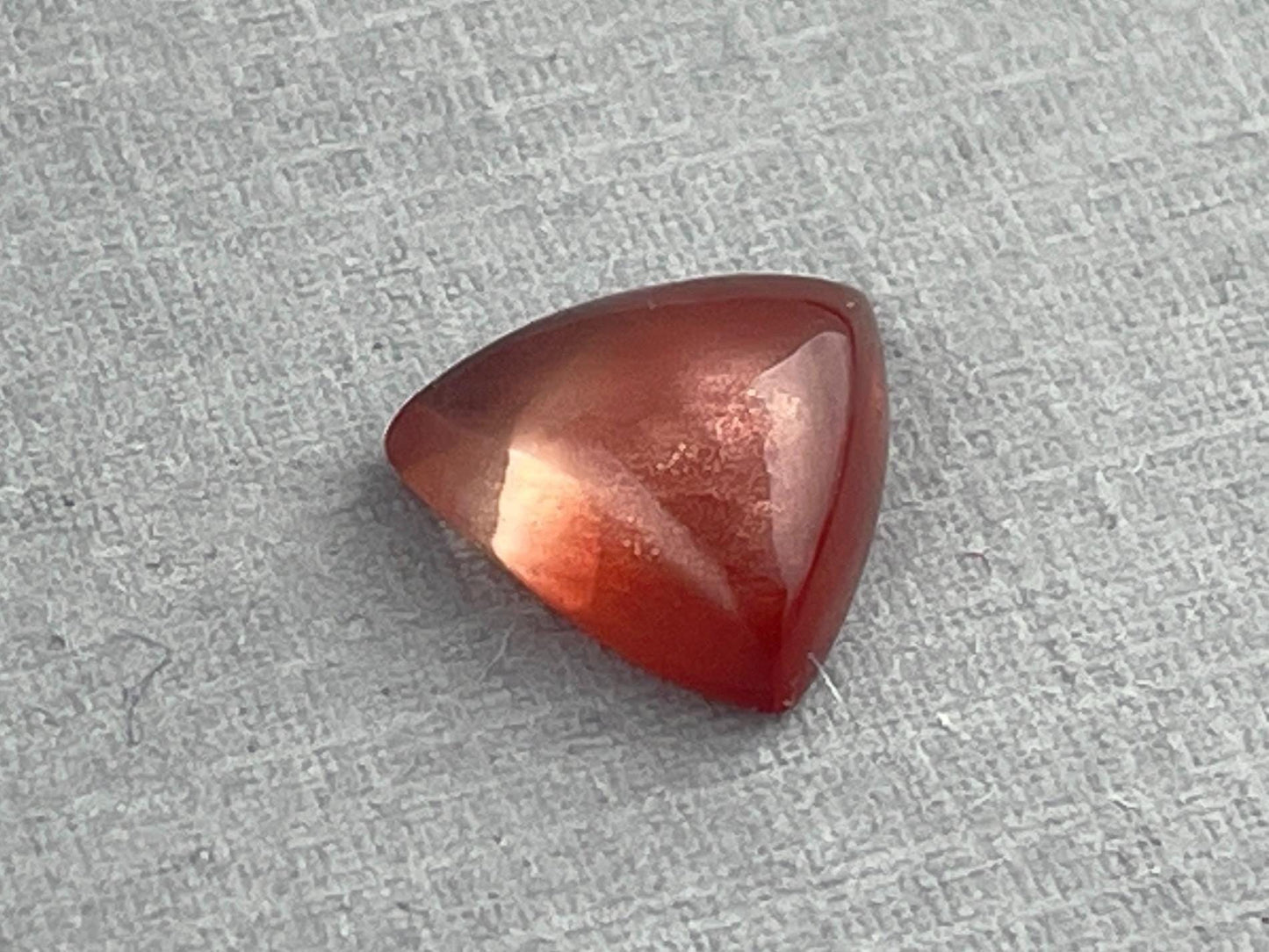 10mm Oregon Sunstone | Triangle Cabochon | Natural American Gemstone | 2.9 carats | OSC300 - Oregon Sunstone - GemEnthusiast