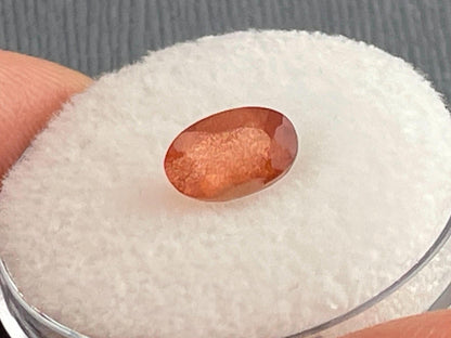 7x5 Red Oregon Sunstone Oval Faceted Gemstone | 1.02 carats | OSF181 - Oregon Sunstone - GemEnthusiast