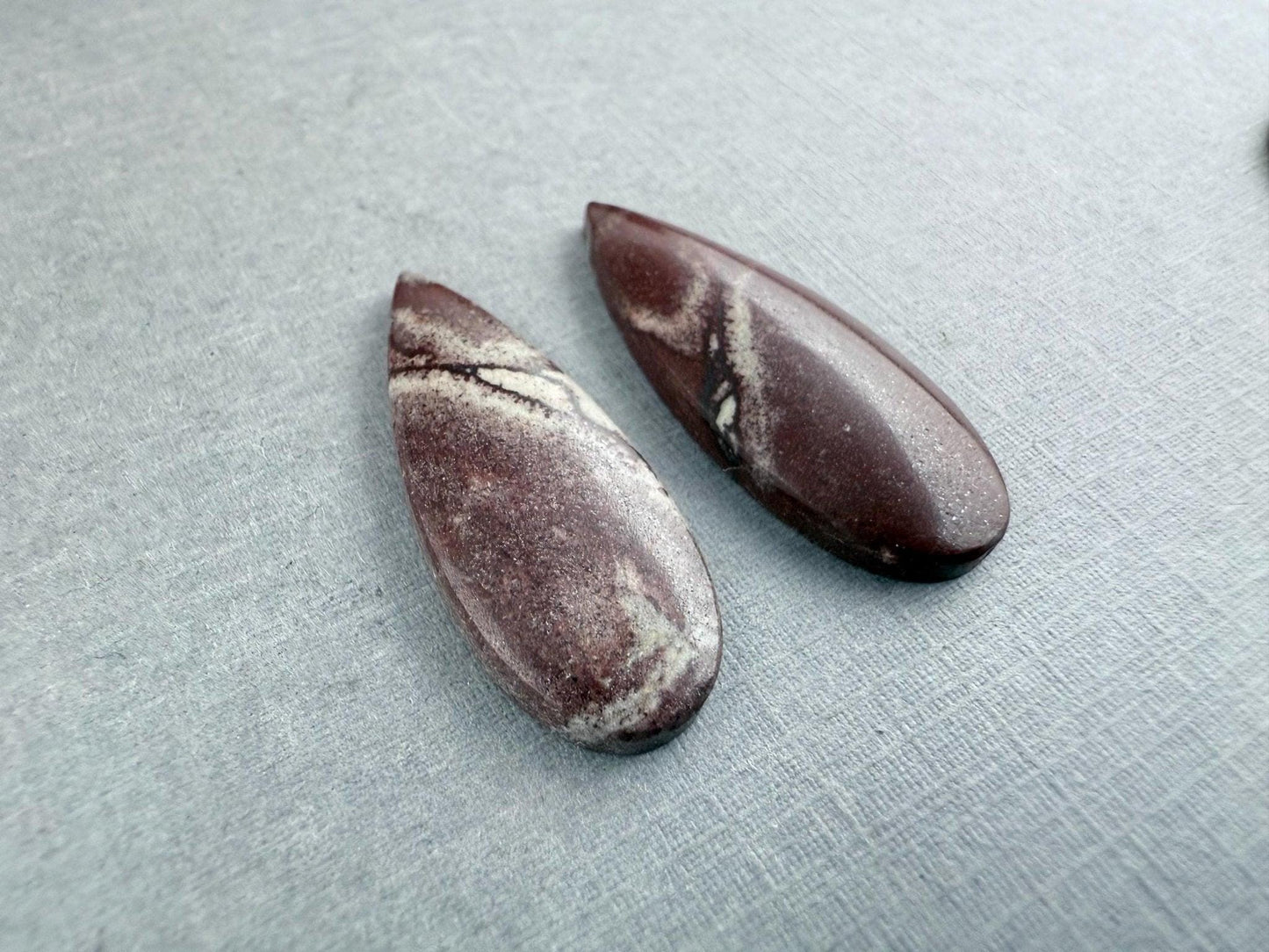 Sonora Dendritic Pear Pairs | Natural Stone from Mexico | JS153 - Sonora Dendritic Jasper - GemEnthusiast