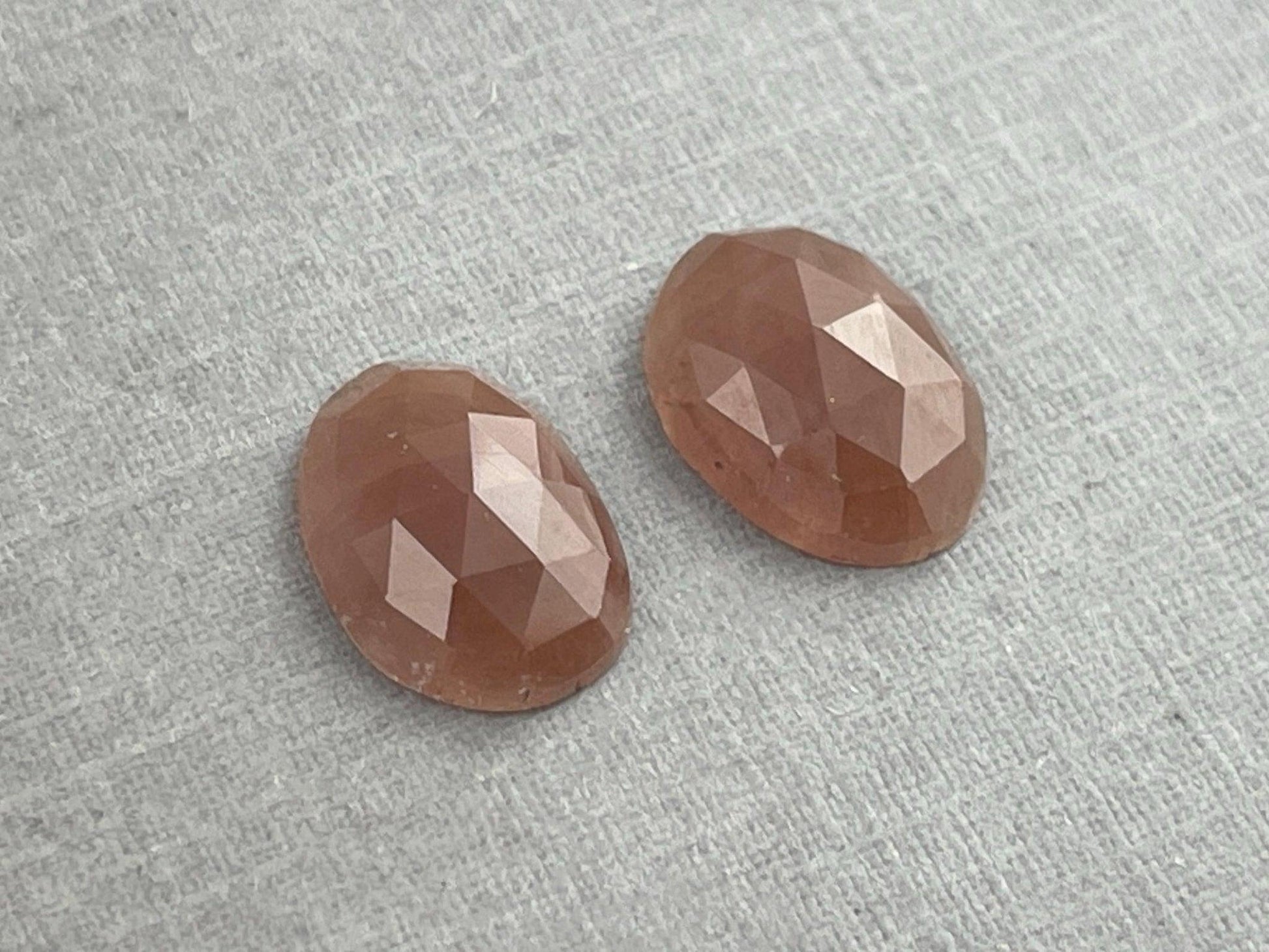 Peach Sapphire Rose Cut Pair | 11mm x 8mm | Natural Gemstones | SP542 - Sapphire - GemEnthusiast