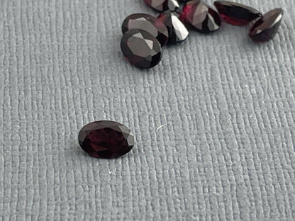 6x4 Anthill Chrome Pyrope Garnet | Loose Oval Faceted Gemstone | Arizona Mine - - GemEnthusiast