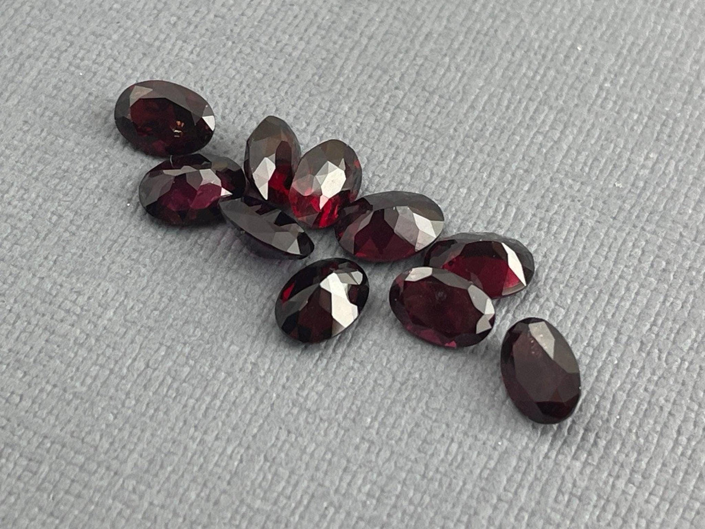 7x5 Arizona Anthill Chrome Pyrope Garnet | Loose Oval Faceted Gemstone | USA Mine - - GemEnthusiast