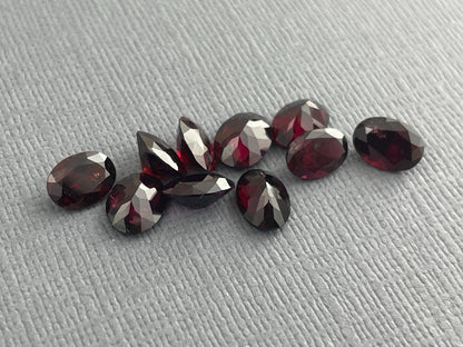7x5 Arizona Anthill Chrome Pyrope Garnet | Loose Oval Faceted Gemstone | USA Mine - - GemEnthusiast