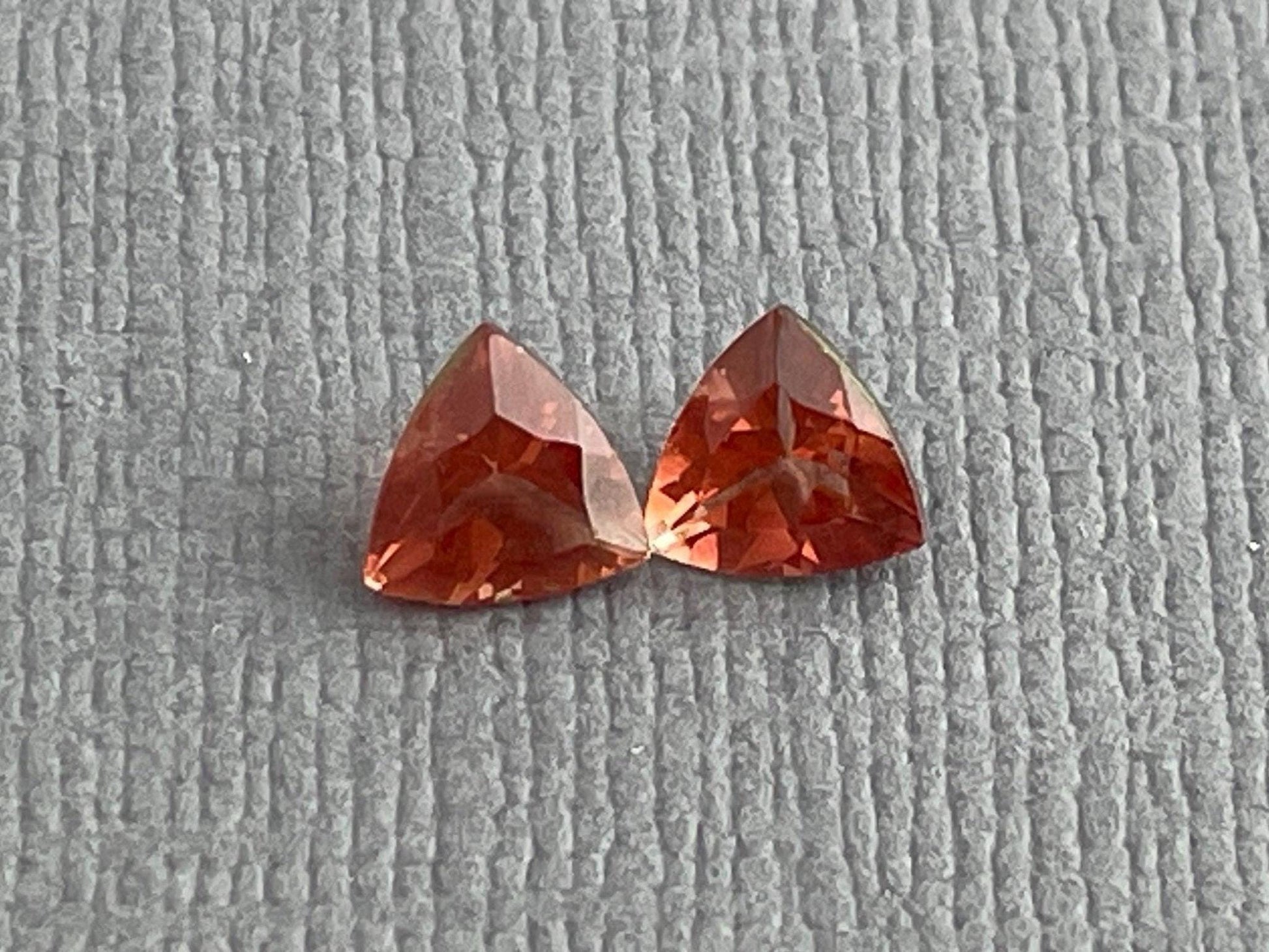 5mm Red Oregon Sunstone Trillion Gemstone Pair with Schiller | .8 carats | OSF178 - - GemEnthusiast