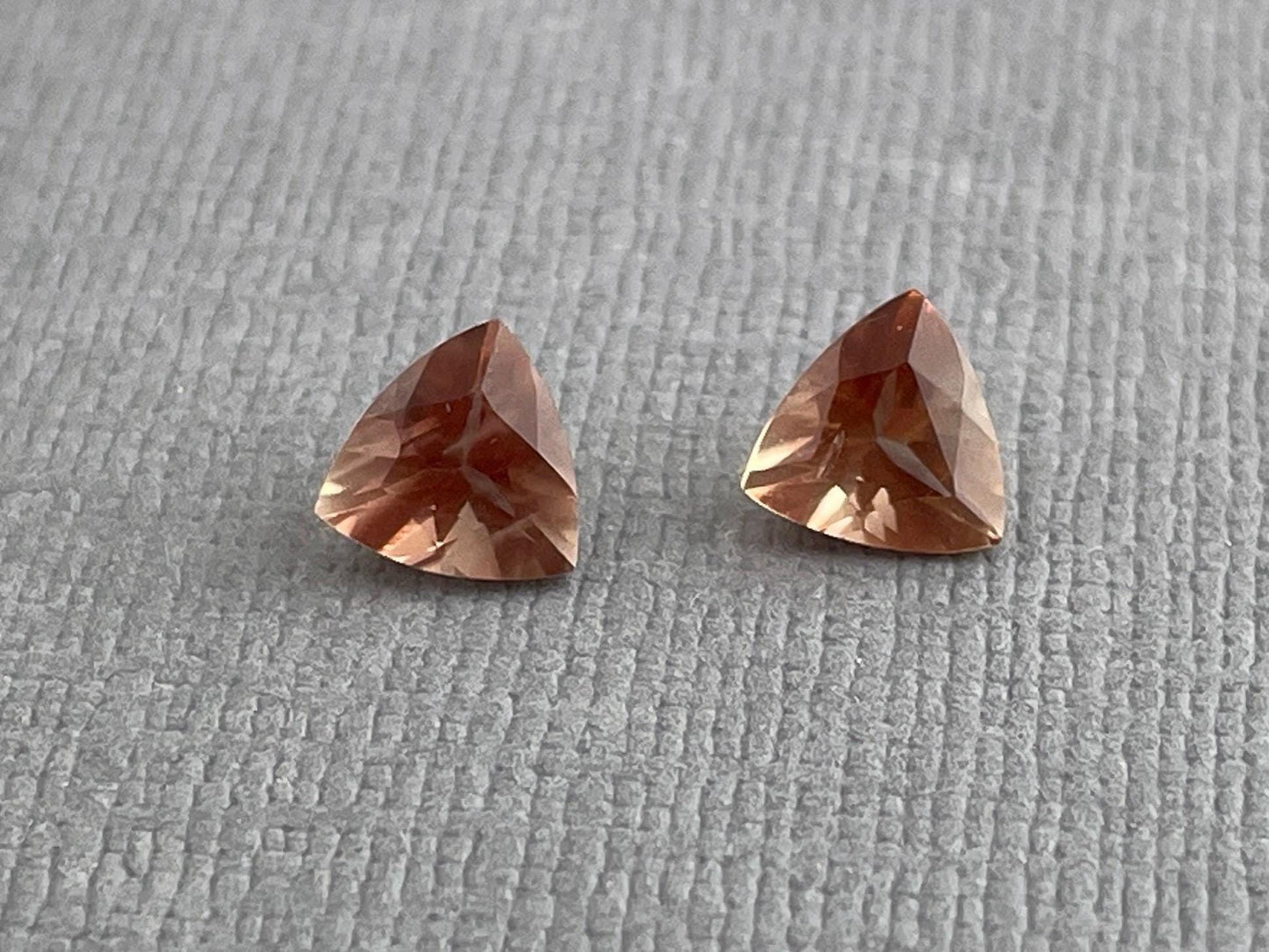 6mm Oregon Sunstone Trillion Gemstone Pair with Schiller | 1.3 carats | OSF174 - - GemEnthusiast