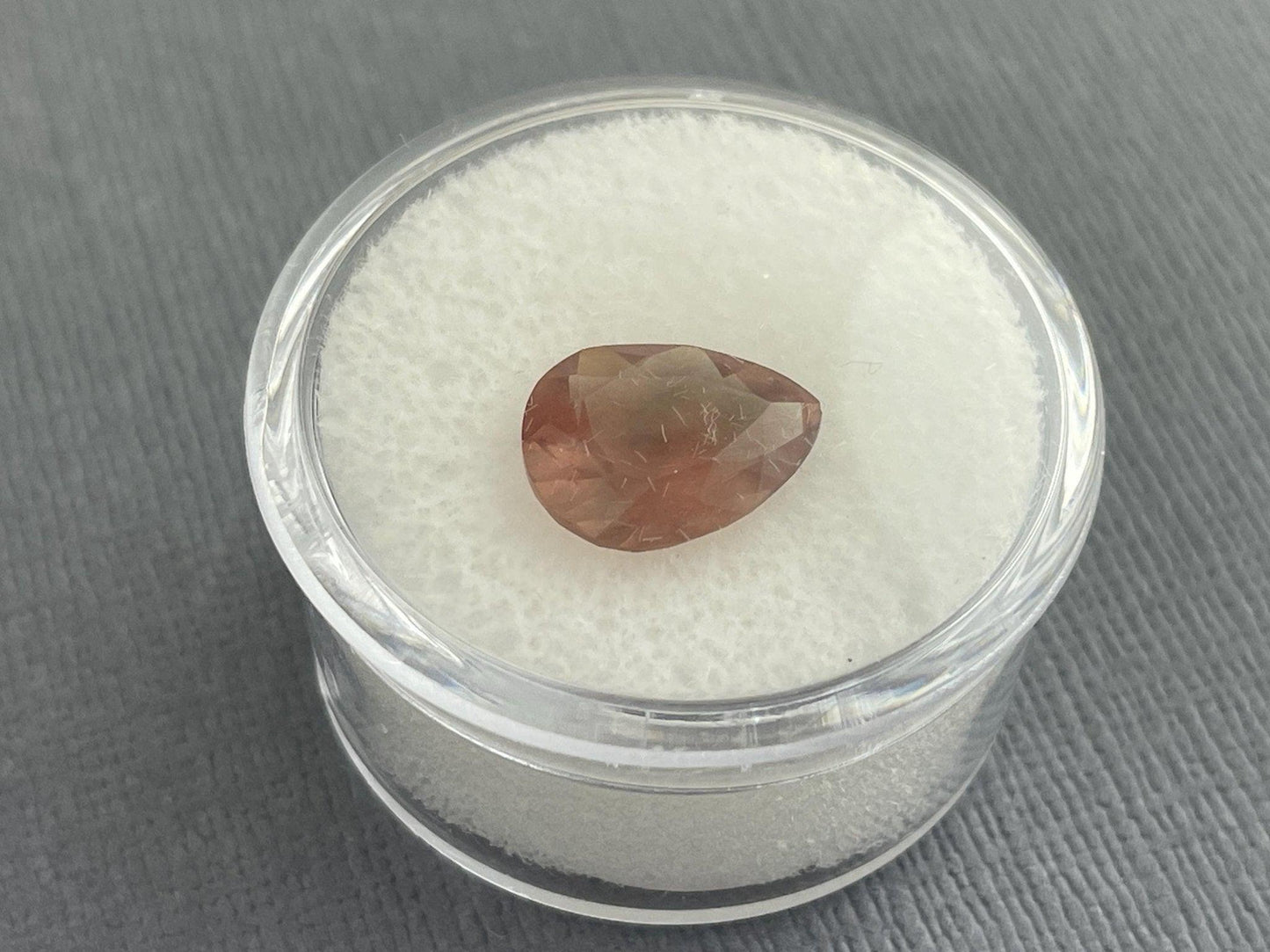 Oregon Sunstone 11x9 Pear Gemstone with Schiller | 2.83 carats | OSF185 - - GemEnthusiast