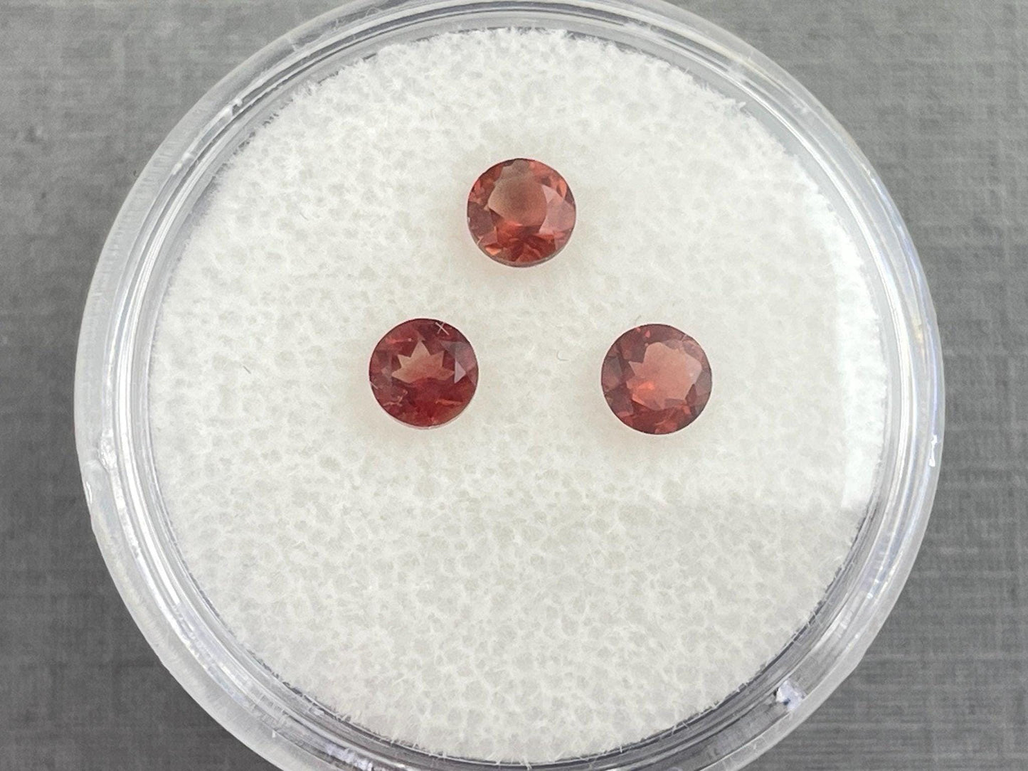 4mm Oregon Sunstone Lot | Red with Schiller and Zoning | Faceted Round Gemstones | OSF197 - Oregon Sunstone - GemEnthusiast