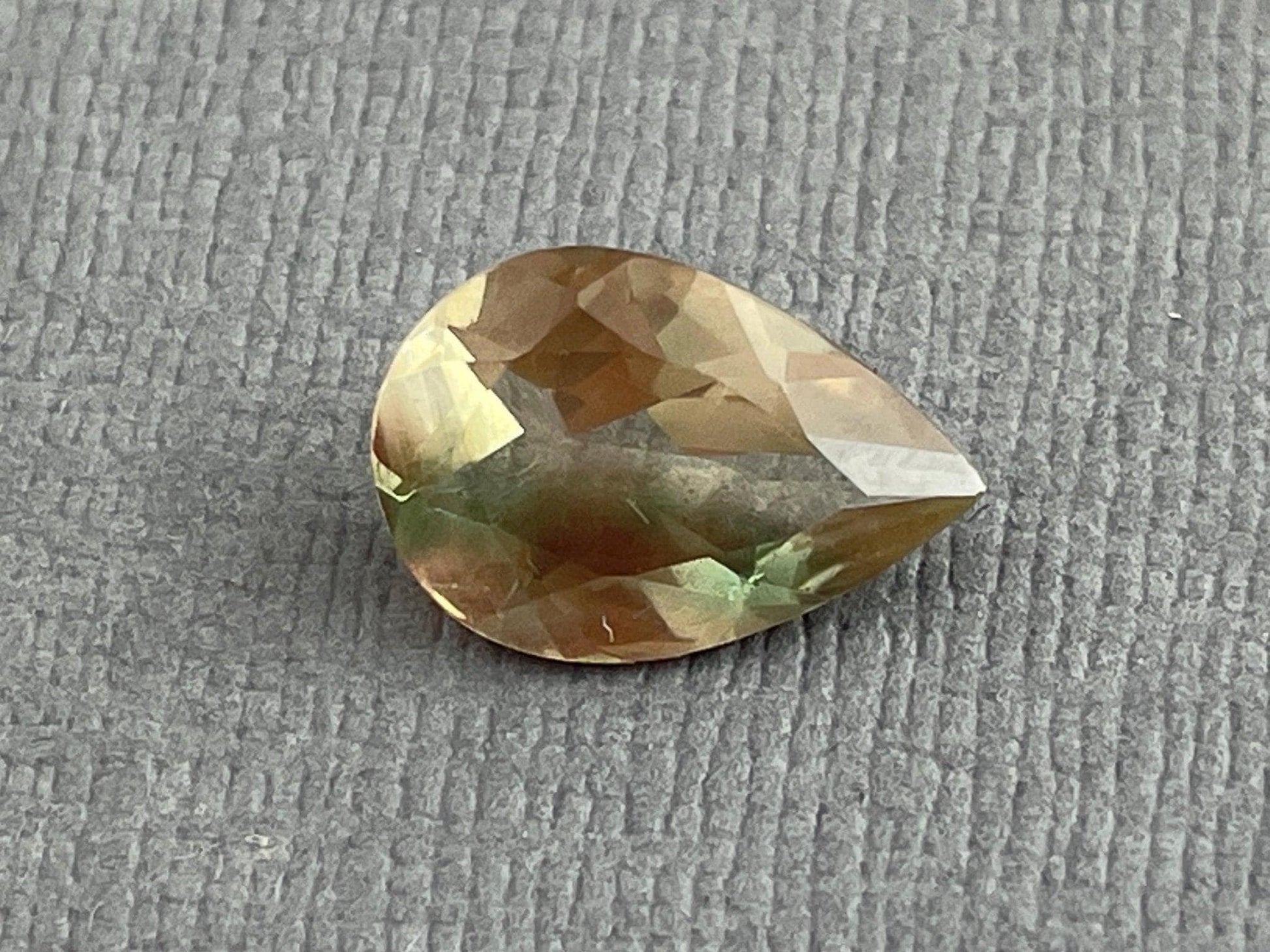 Oregon Sunstone Pear Gemstone with Green Striation | 12x8 mm | 2.2 carats | OSF186 - - GemEnthusiast