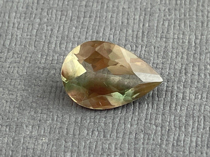 Oregon Sunstone Pear Gemstone with Green Striation | 12x8 mm | 2.2 carats | OSF186 - - GemEnthusiast