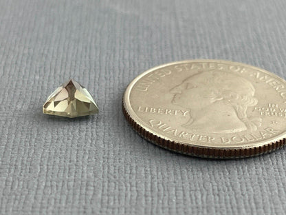 7mm Green Oregon Sunstone Trillion Faceted Gemstone | 1.1 carats | OSF160 - Oregon Sunstone - GemEnthusiast