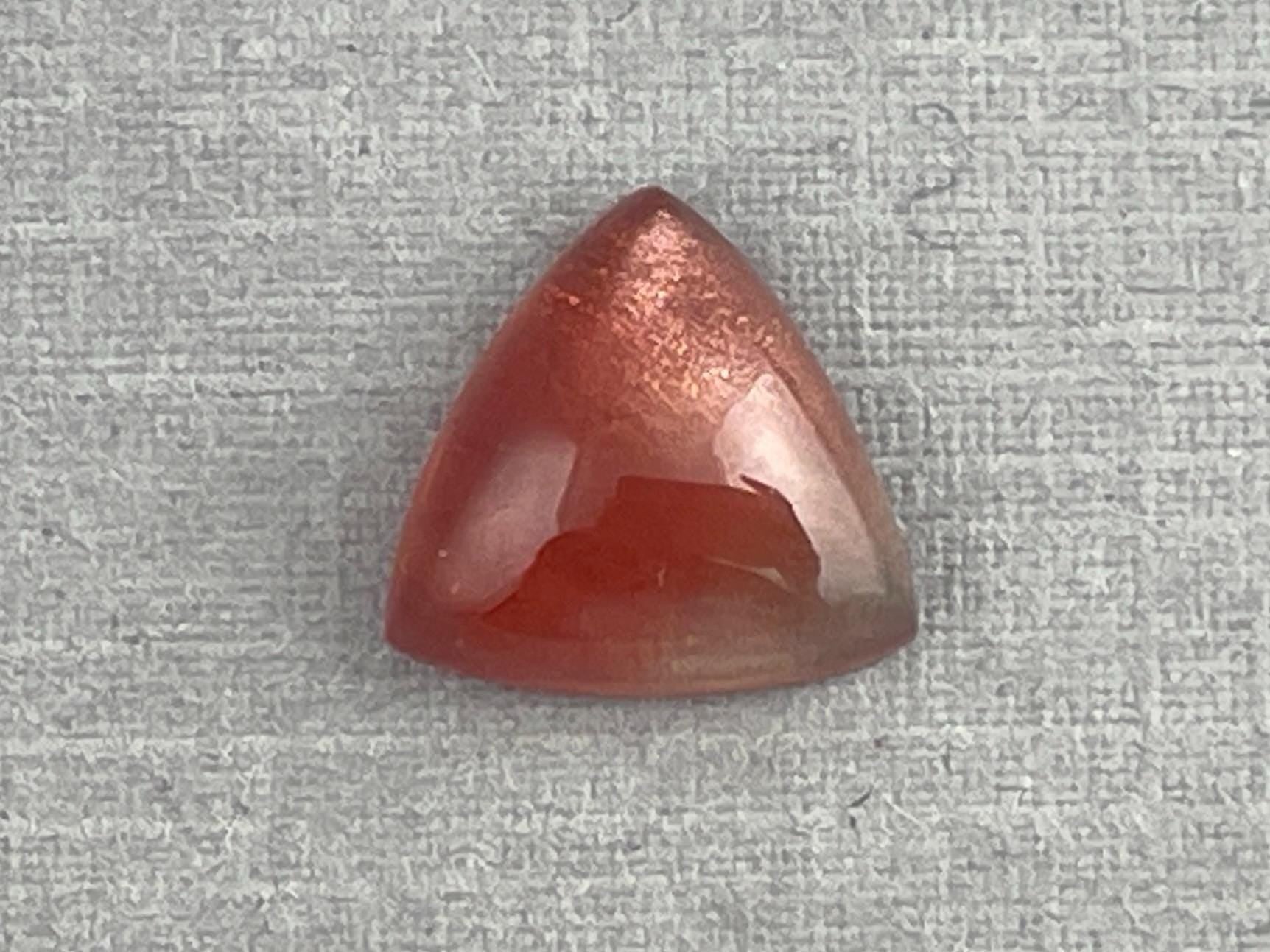 10mm Oregon Sunstone | Triangle Cabochon | Natural American Gemstone | 2.9 carats | OSC300 - Oregon Sunstone - GemEnthusiast