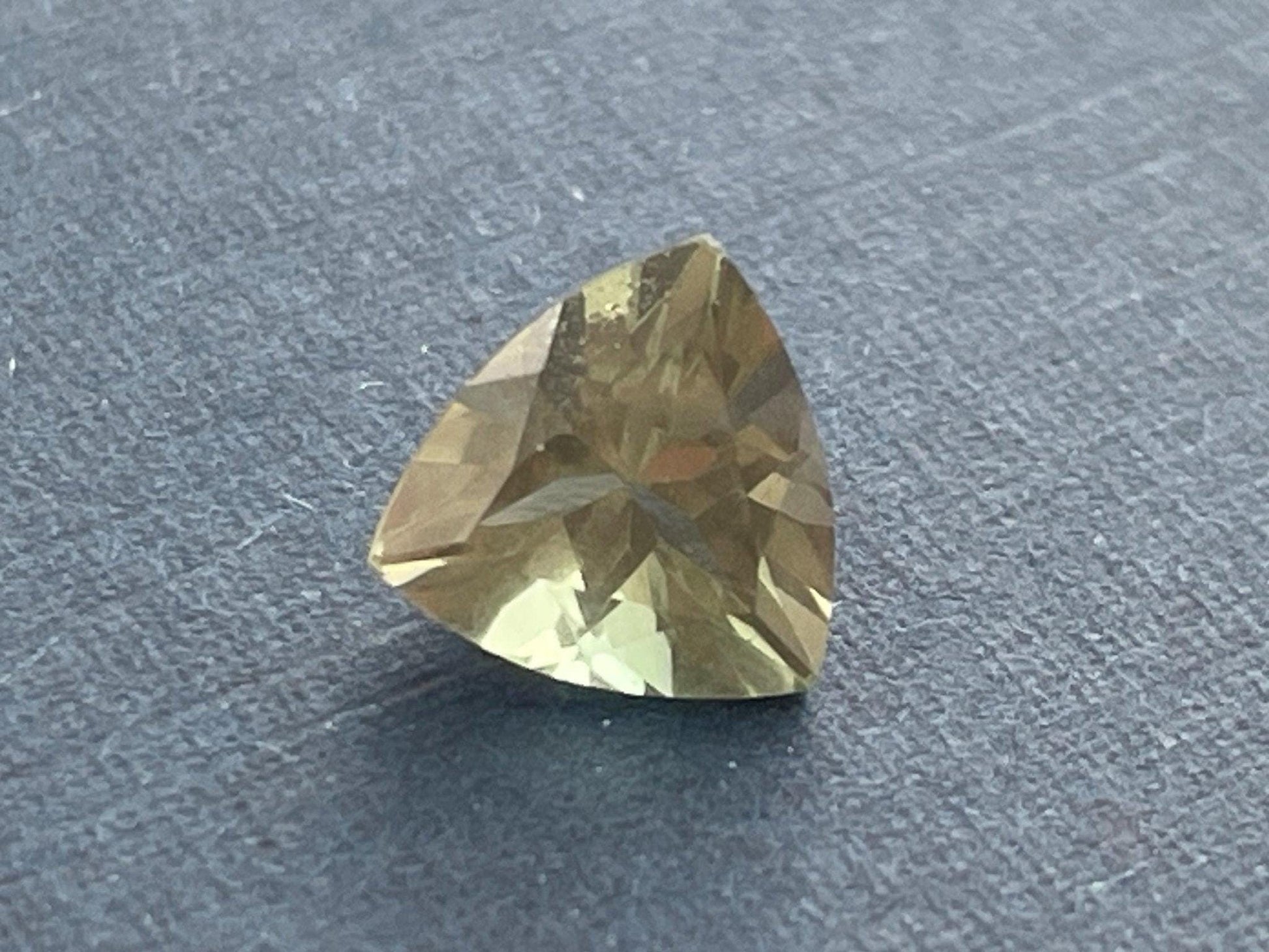 7mm Oregon Sunstone Trillion Gemstone | Rare Green | 1.18 carats | OSF157 - Oregon sunstone - GemEnthusiast