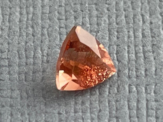 5mm Red Oregon Sunstone Trillion Gemstone with Schiller | .45 carats | OSF208 - - GemEnthusiast
