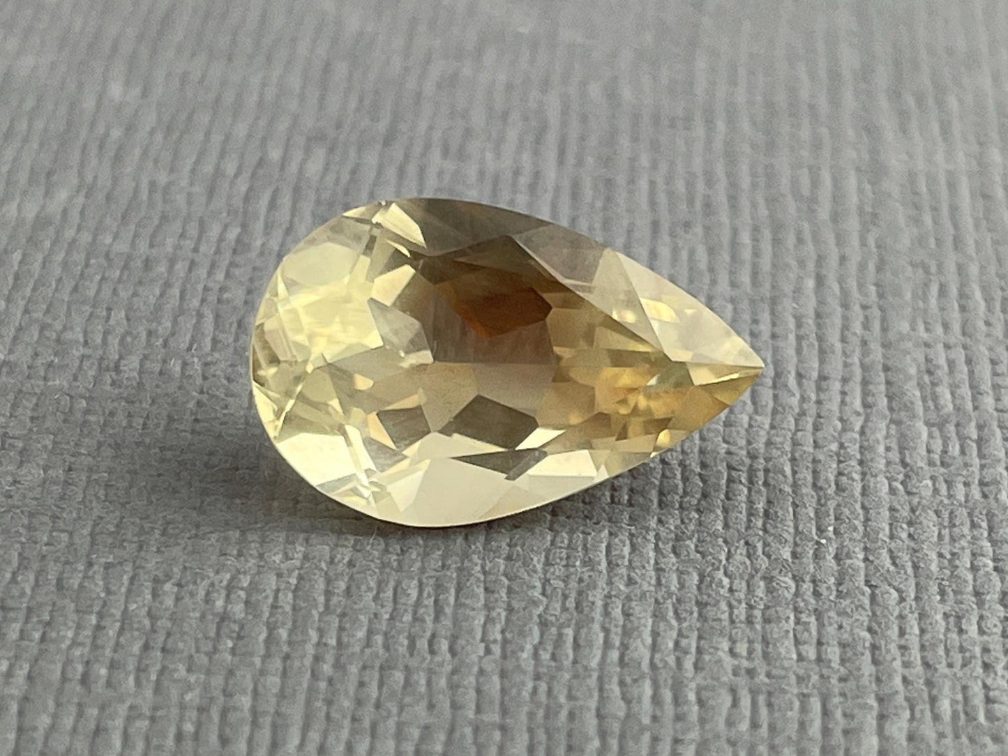 LARGE 15x10mm Oregon Sunstone Pear Gemstone | 5.8 carats | OSF189 - - GemEnthusiast
