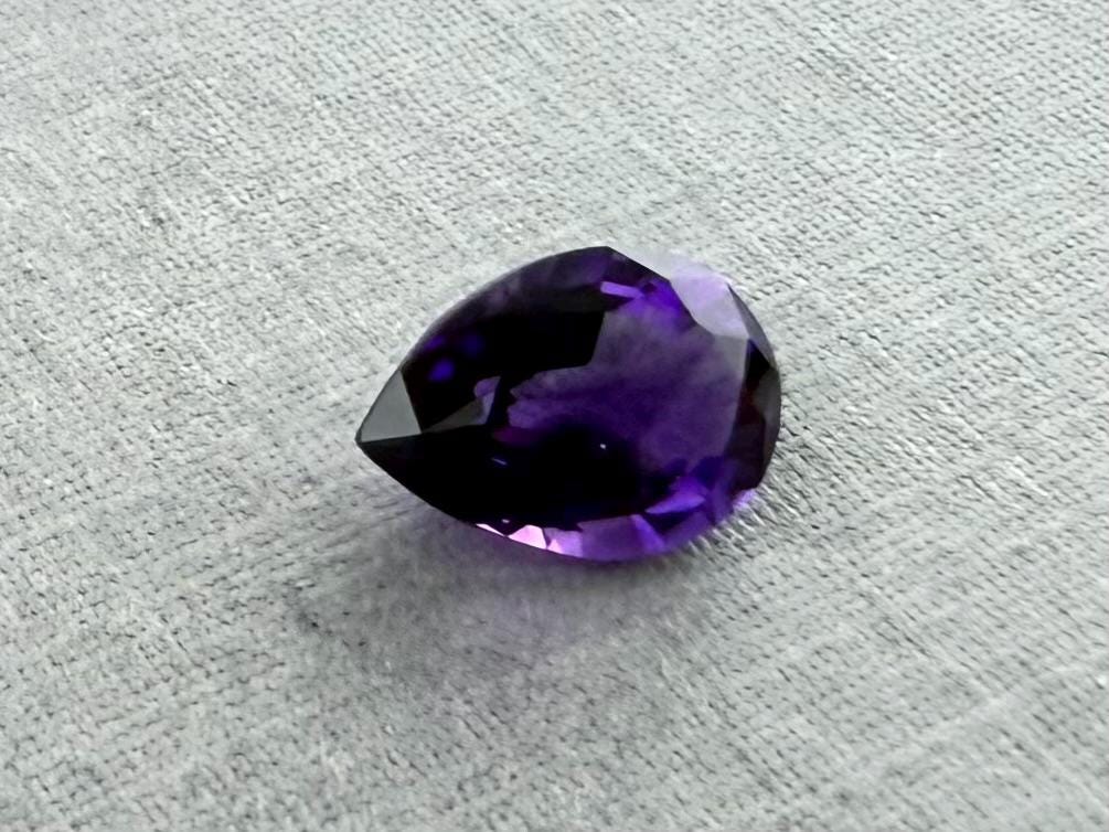 Arizona Amethyst Pear Pair | 9x6 | Purple Gemstone Ethically Sourced | AZ203 - Arizona Amethyst - GemEnthusiast